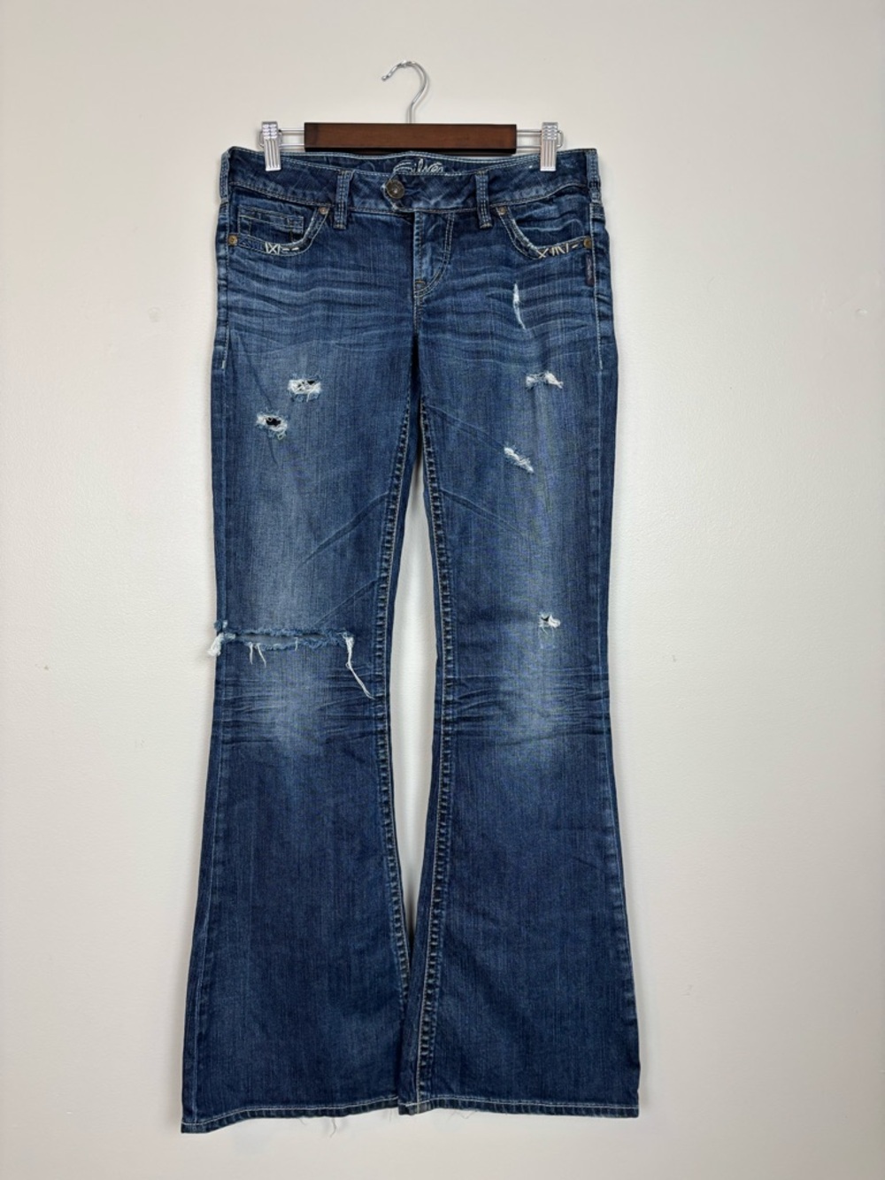 Silver Jeans Womens 28X33 Blue Denim Tuesday Bootcut Low Rise Y2K Distressed